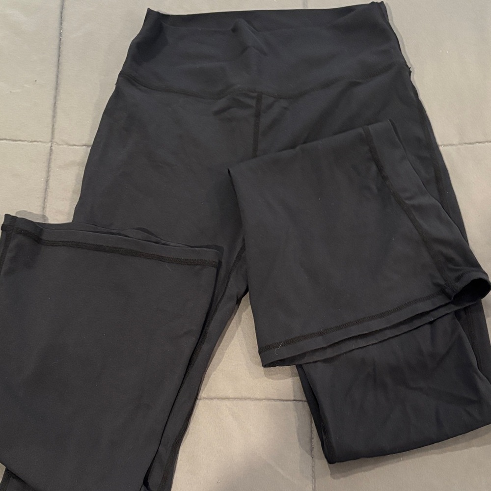 Sunzel Black High-Waisted Leggings  flare leg Amazon never worn !!!